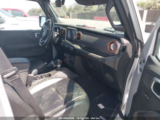 1C6JJTEG8NL152811 Jeep Gladiator Mojave 4x4