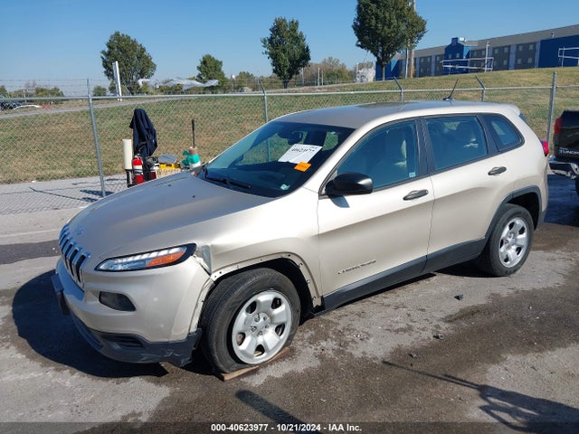 1C4PJLAB3FW579052 Jeep Cherokee Sport