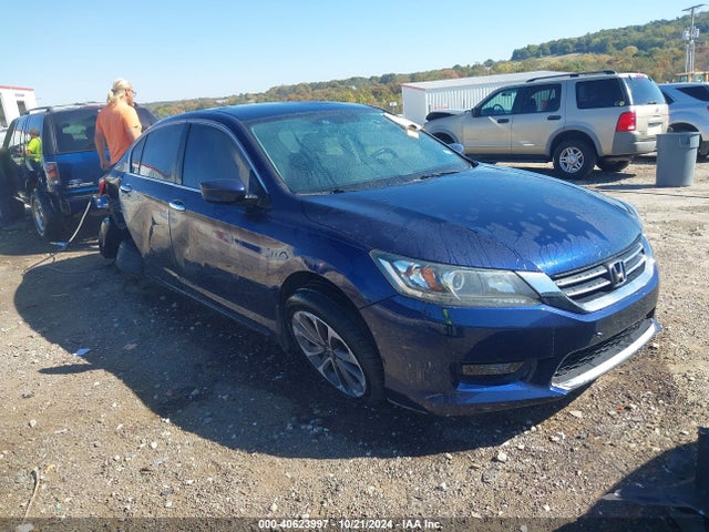 2015 1HGCR2F56FA166514 main image