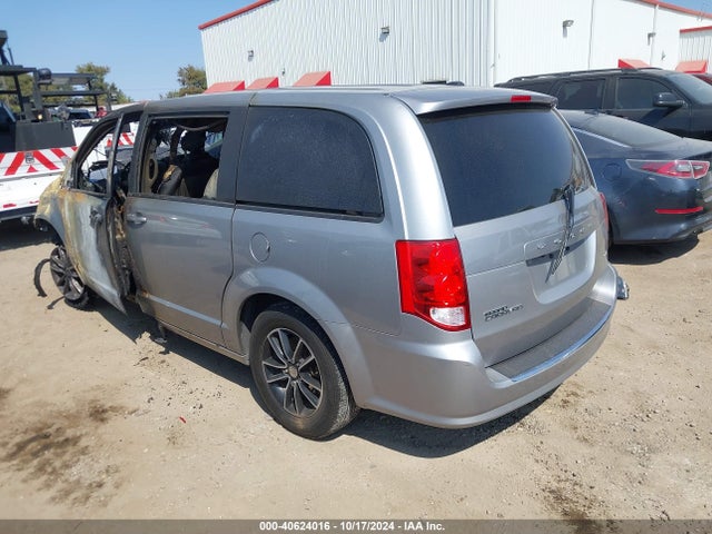 Dodge Grand Caravan Gt 2018 2C4RDGEG1JR205800 Image 3