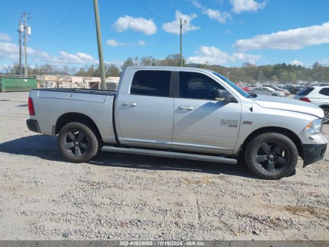 1C6RR7LT1KS535784 RAM 1500 Classic Big Horn  4x4 5'7 Box