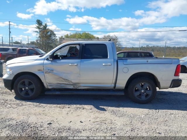 1C6RR7LT1KS535784 RAM 1500 Classic Big Horn  4x4 5'7 Box