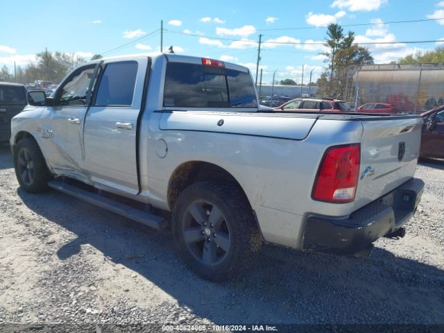 1C6RR7LT1KS535784 RAM 1500 Classic Big Horn  4x4 5'7 Box