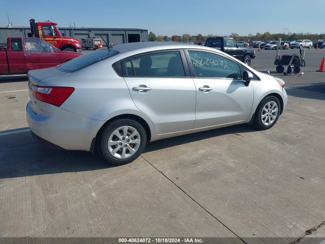 KIA RIO LX 2014 KNADM4A35E6419579 Image 4