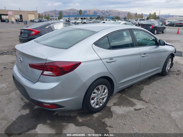Hyundai ELANTRA SE 2020 KMHD74LF3LU949359 Image 4