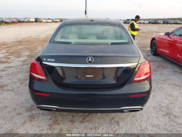 WDDZF4JB5HA139484 Mercedes-Benz E 300