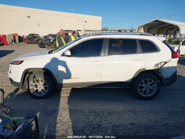 Jeep Cherokee Latitude 2016 1C4PJMCB4GW153018 Image 14