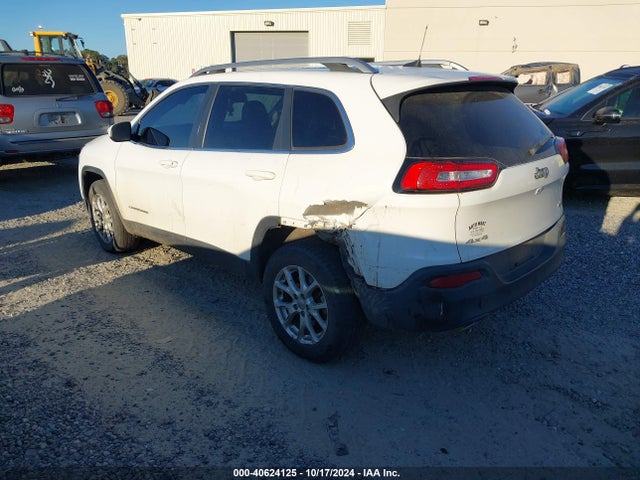 Jeep Cherokee Latitude 2016 1C4PJMCB4GW153018 Image 3
