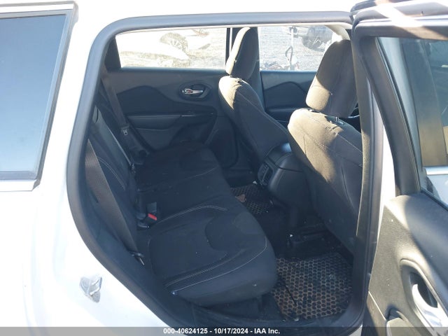 Jeep Cherokee Latitude 2016 1C4PJMCB4GW153018 Image 8