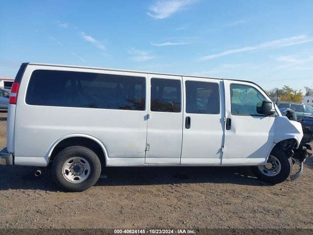 Chevrolet Express 3500 Lt 2017 1GAZGPFG6H1123039 Image 13
