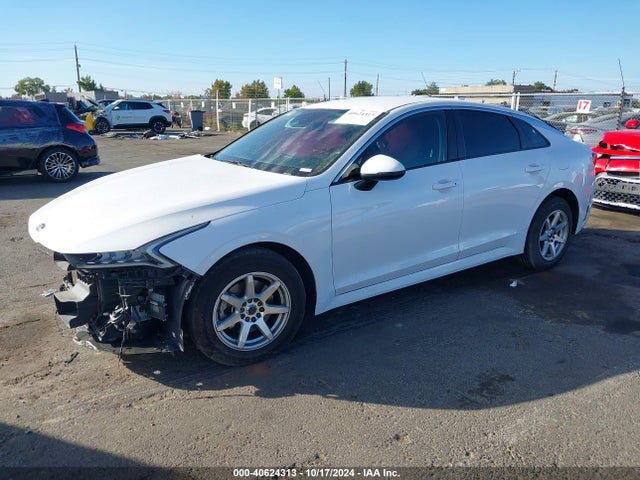 KIA K5 LXS 2021 5XXG14J26MG033432 Image 2