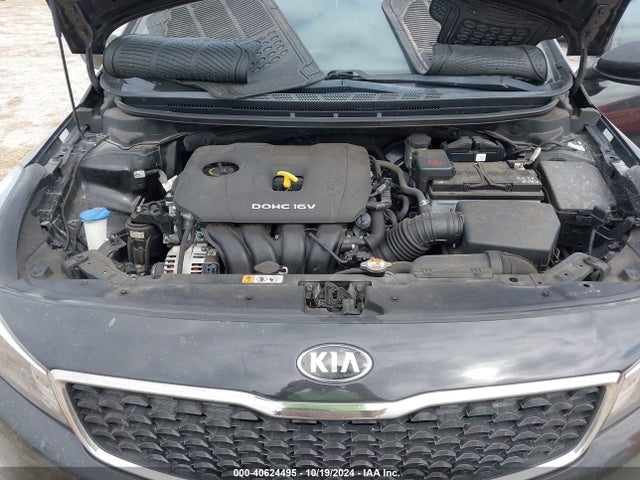KIA FORTE LX 2017 3KPFK4A76HE130858 Image 10