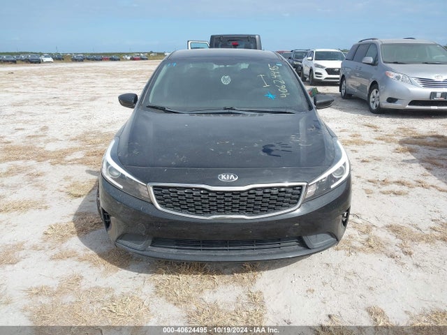KIA FORTE LX 2017 3KPFK4A76HE130858 Image 12