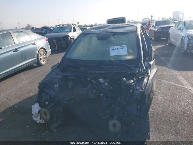 3MYDLBYV4KY526887 Toyota YARIS LE