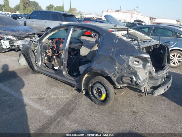 3MYDLBYV4KY526887 Toyota YARIS LE