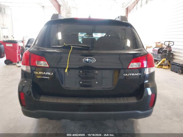 4S4BRCLC1E3315803 Subaru Outback 2.5i Limited