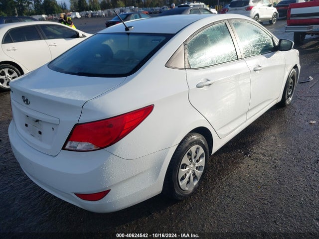 Hyundai ACCENT SE 2017 KMHCT4AE4HU200241 Image 4