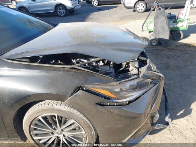 58ADA1C19PU035474 Lexus ES 300H
