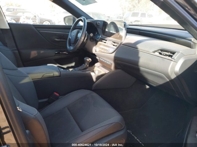58ADA1C19PU035474 Lexus ES 300H