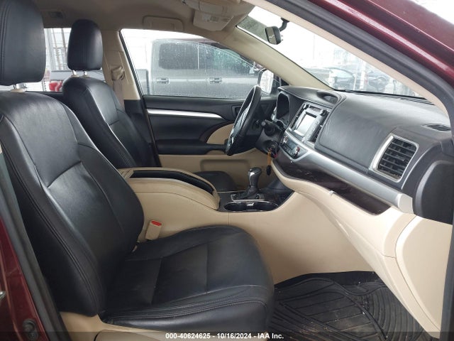 5TDBKRFH9FS119529 Toyota 2gr-fe
