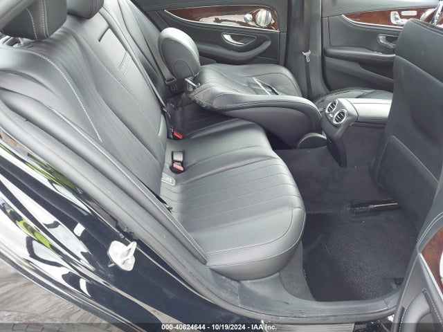 WDDZF4JB0HA068811 Mercedes-Benz E 300