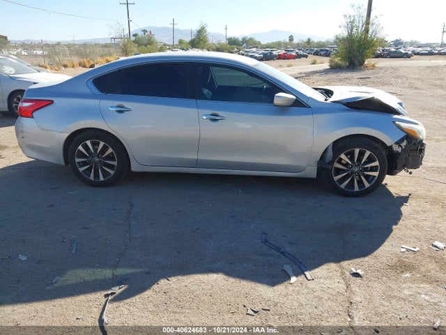 Nissan Altima 2.5 Sv 2017 1N4AL3AP9HC206300 Image 14