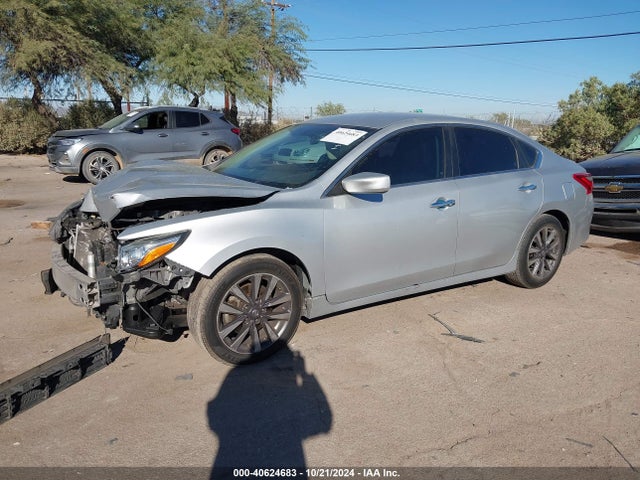 Nissan Altima 2.5 Sv 2017 1N4AL3AP9HC206300 Image 2