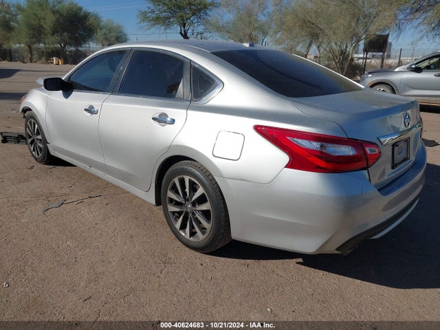 Nissan Altima 2.5 Sv 2017 1N4AL3AP9HC206300 Image 3
