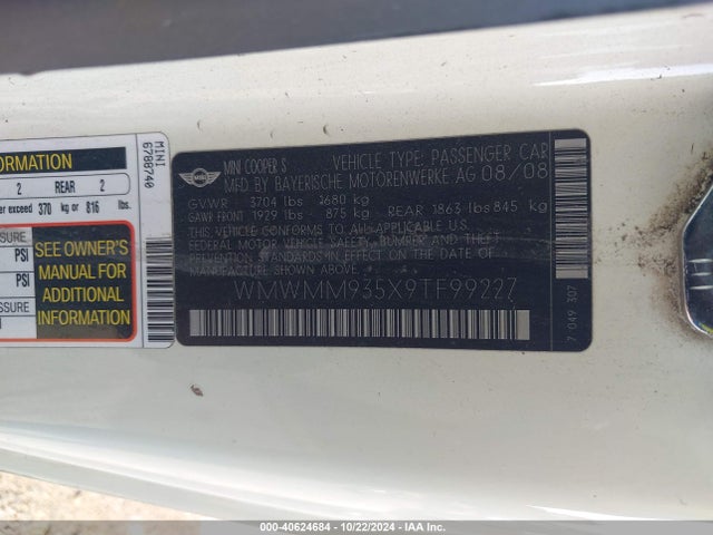 2009 MINI JOHN COOPER WORKS CLUBMAN WMWMM935X9TF99227 Photo 8