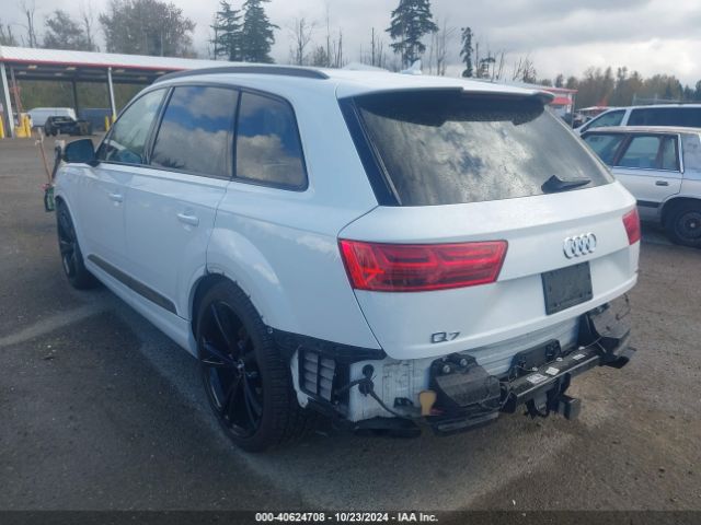WA1VAAF71KD033365 Audi Q7 55 Premium