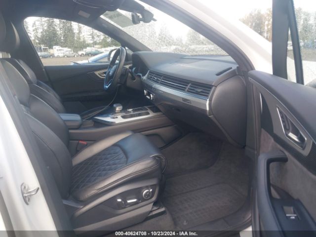 WA1VAAF71KD033365 Audi Q7 55 Premium