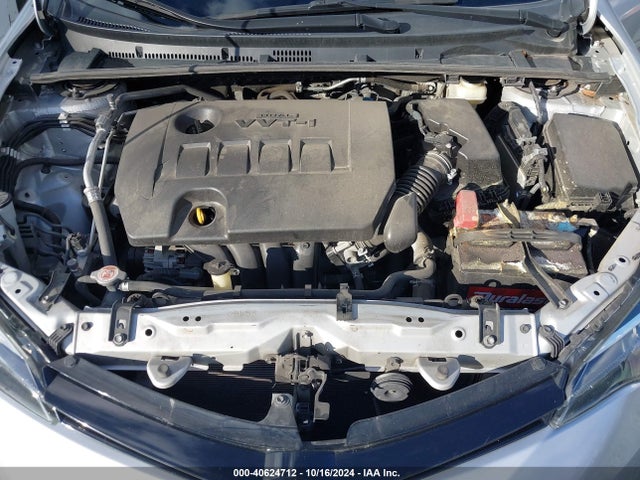 Toyota COROLLA LE 2018 5YFBURHE7JP755929 Image 10