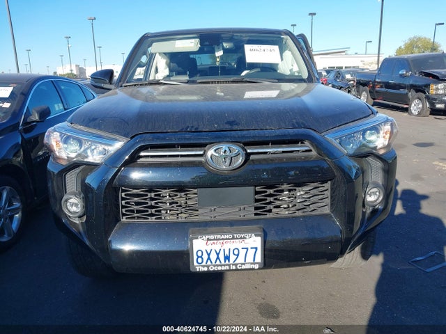Toyota 4runner Sr5 Premium 2021 JTEFU5JRXM5245630 Image 13