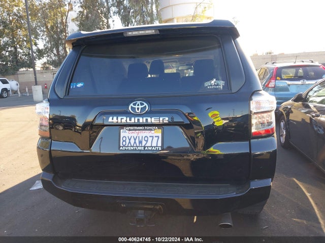 Toyota 4runner Sr5 Premium 2021 JTEFU5JRXM5245630 Image 17