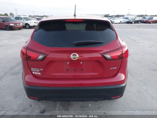 JN1BJ1CR7JW263593 Nissan Rogue Sport S