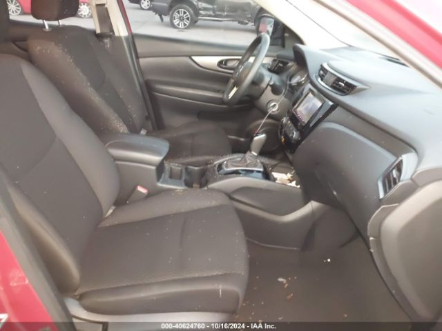 JN1BJ1CR7JW263593 Nissan Rogue Sport S