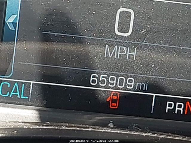 1GNSCBKC8JR392457 Chevrolet Tahoe Lt