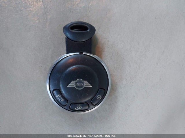 2012 MINI COOPER WMWSY1C57CT311598 Photo 10