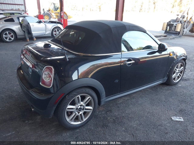 2012 MINI COOPER WMWSY1C57CT311598 Photo 3