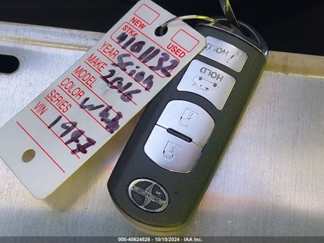 3MYDLBZV2GY141947 Scion IA
