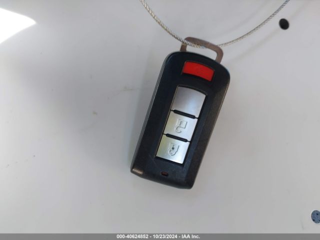 JA4AD3A37HZ051712 Mitsubishi Outlander Sel