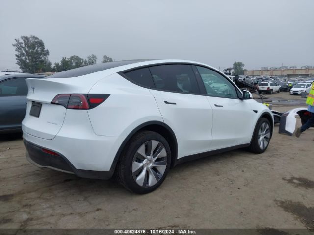 7SAYGDEE9RA260003 Tesla Model Y Long Range Dual Motor All-wheel Drive
