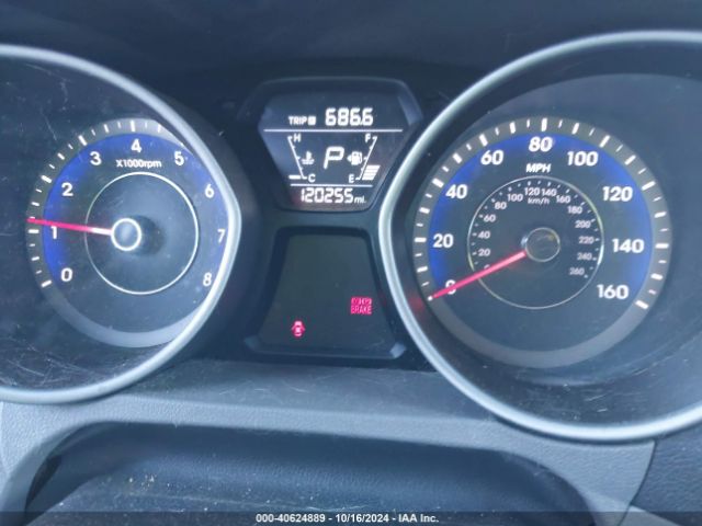 KMHDH4AE4FU248776 Hyundai ELANTRA SE