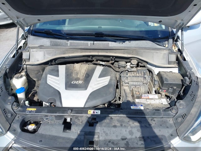 Hyundai Santa Fe Limited Ultimate 2017 KM8SR4HF6HU216871 Image 10