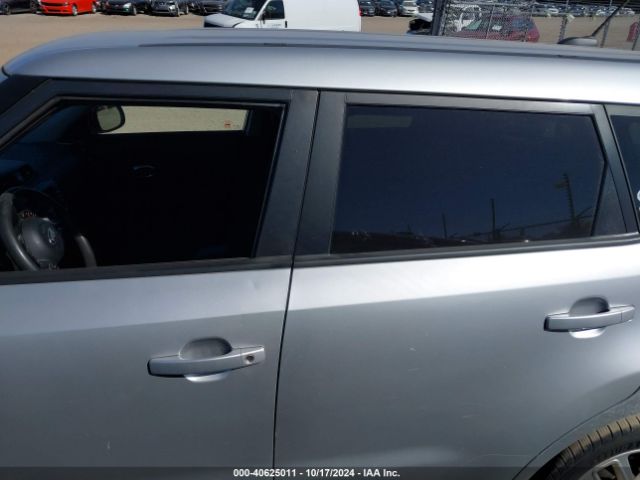 KNDJP3A53J7607952 KIA SOUL +