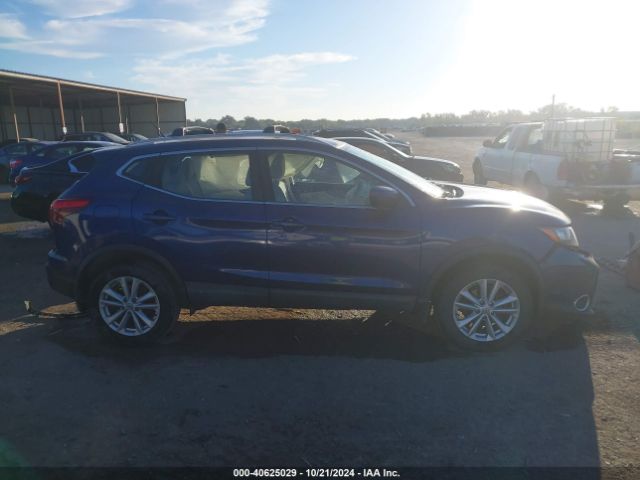 JN1BJ1CR4HW103942 Nissan Rogue Sport Sv