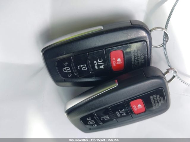 JTDKARFP8H3053098 Toyota Prius Prime Premium