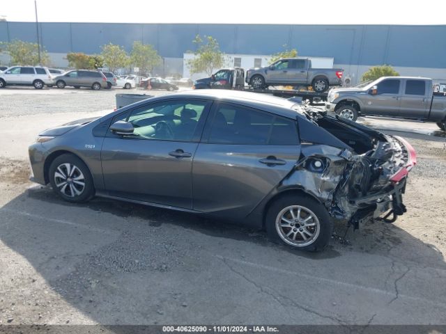 JTDKARFP8H3053098 Toyota Prius Prime Premium