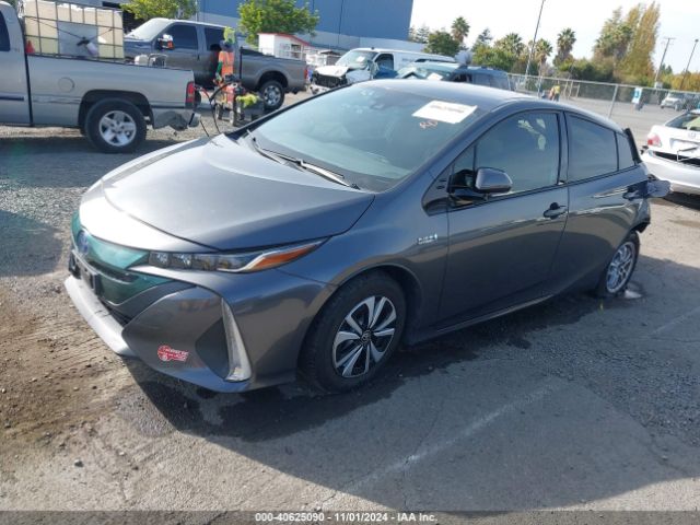 JTDKARFP8H3053098 Toyota Prius Prime Premium
