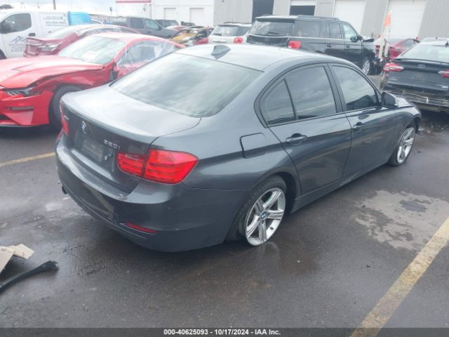 WBA3C3C51EP662744 BMW 320i Xdrive